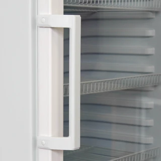 Среднетемпературный шкаф - витрина Бирюса 521RDN 