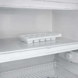 Встраиваемый холодильник Hotpoint-Ariston BTSZ 1632/HA 