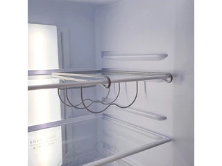 Холодильник Бирюса B940NF, черный 