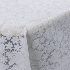 Купить Скатерть Рыжий кот Ажур Розы 130х110 см, ПВХ / Народный дискаунтер ЦЕНАЛОМ