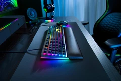 Купить Клавиатура игровая Razer BlackWidow V4 Yellow Switch, черный / Народный дискаунтер ЦЕНАЛОМ