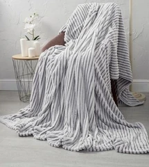 Купить Плед Vse DOMA Шиншилла 200х220 см, велсофт, коричнево-белый / Народный дискаунтер ЦЕНАЛОМ