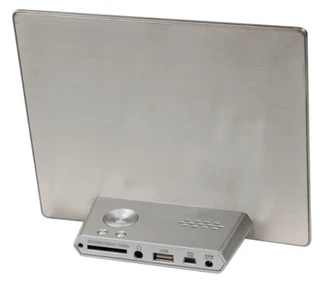 Цифровая фоторамка Ritmix RDF-880, 8", 1024x768, 4:3, Flash, USB host, порт USB, часы, будильник, календарь, пульт ДУ 