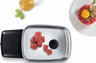 Электромясорубка Bosch MFW68660, черный/серебристый 