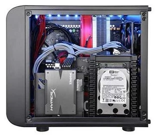 Корпус Thermaltake Core V1 Black 