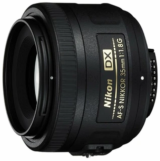 Объектив Nikon AF-S DX Nikkor (JAA132DA)