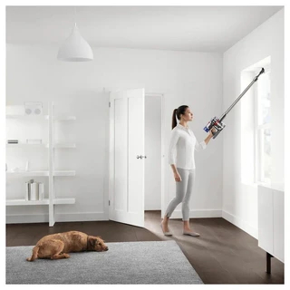 Вертикальный пылесос Dyson V8 Motorhead 