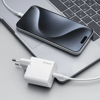 Сетевое зарядное устройство Deppa 11428, белый 
