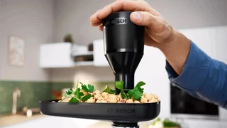 Мясорубка Bosch MFWS607W, белый/черный 